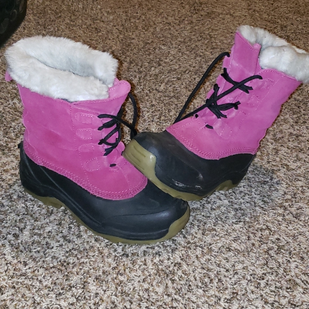 Lands End girl's snow boots